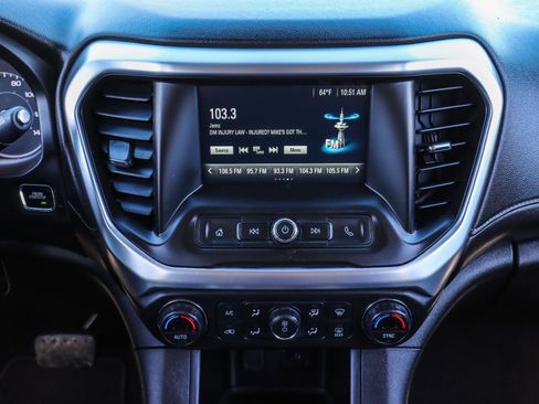 Used 2018 GMC Acadia SLE image 24