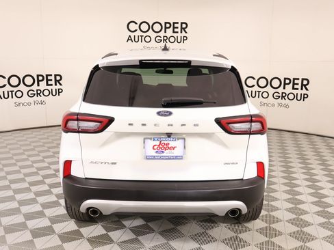 Used 2025 Ford Escape Active AWD/4WD image 20