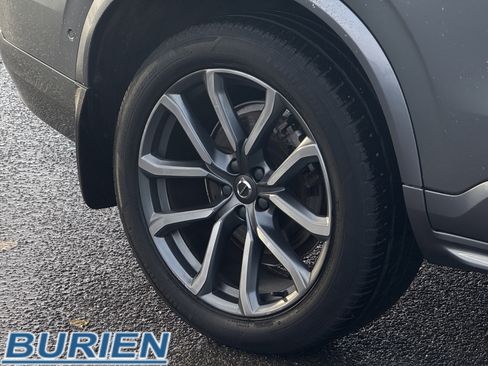 Used 2019 Volvo XC90 T6 Momentum w/ Advanced Package image 29