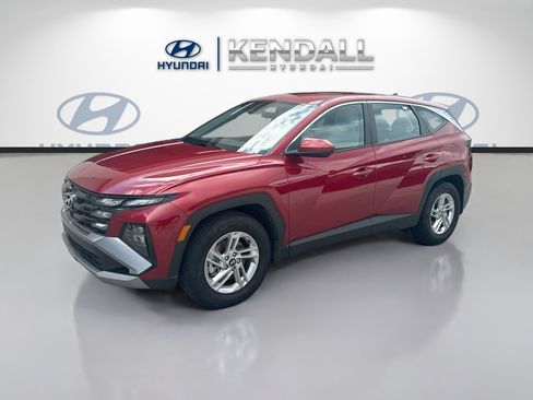Used 2026 Hyundai Tucson SE FWD image 3