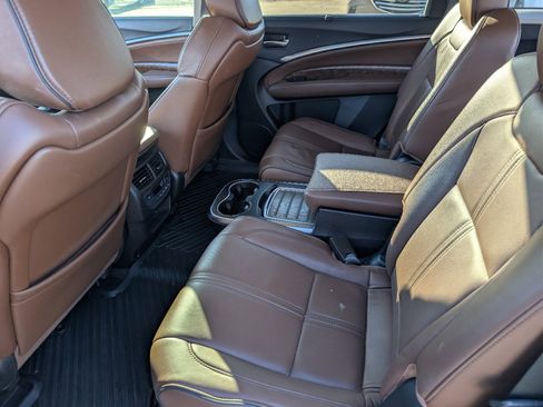 Used 2019 Acura MDX FWD w/ Advance Package image 12