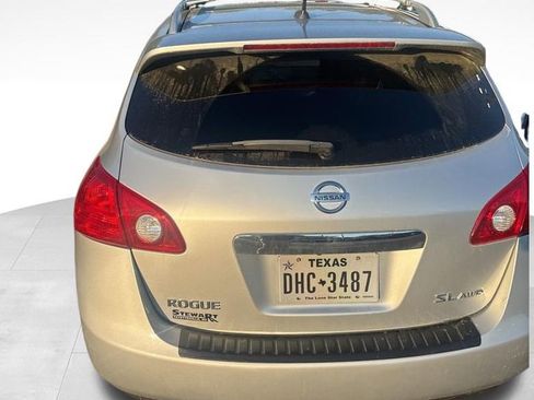 Used 2012 Nissan Rogue SL AWD/4WD image 5