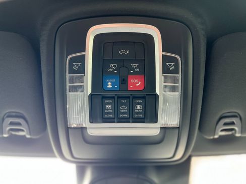 Used 2020 RAM 2500 Limited image 19