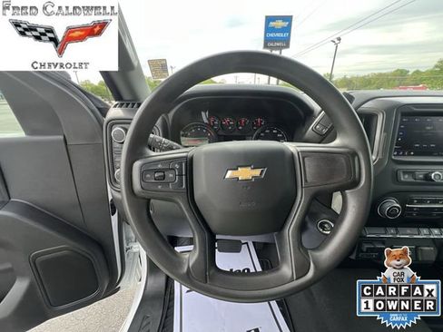 Used 2024 Chevrolet Silverado 2500 Custom AWD/4WD image 17