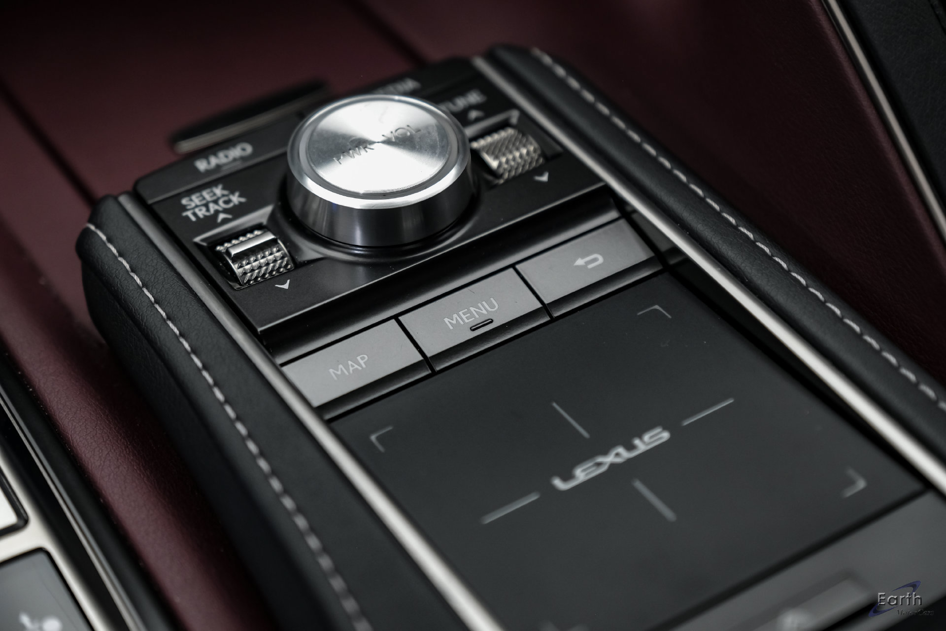 Used 2018 Lexus LC 500 Coupe w/ Performance Package RWD image 59