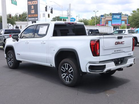 Used 2022 GMC Sierra 1500 AT4 w/ AT4 Premium Package image 5