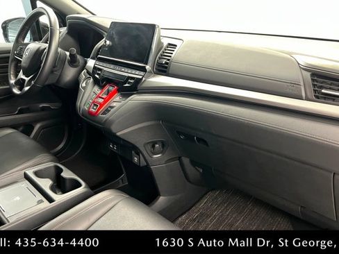 Used 2025 Honda Odyssey Sport-L image 24