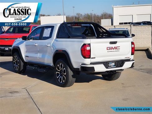 Used 2025 GMC Canyon AT4 w/ Nightfall Edition image 7