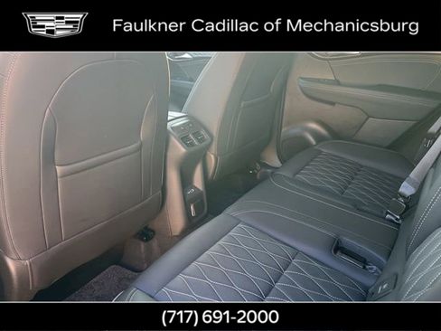 Used 2023 Buick Envision Avenir image 16