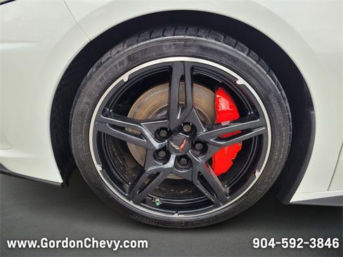 Used 2022 Chevrolet Corvette Stingray Premium Cpe w/ Z51 Performance Package image 11