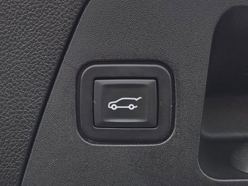 Used 2018 Buick Envision Premium image 14