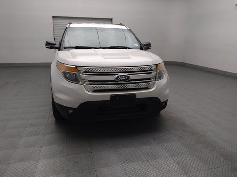 Used 2014 Ford Explorer XLT w/ Equipment Group 202A image 14