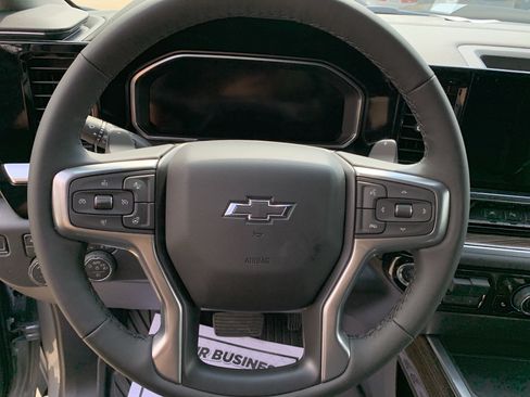 Used 2026 Chevrolet Silverado 1500 LT Trail Boss w/ LT Trail Boss Premium Package AWD/4WD image 14