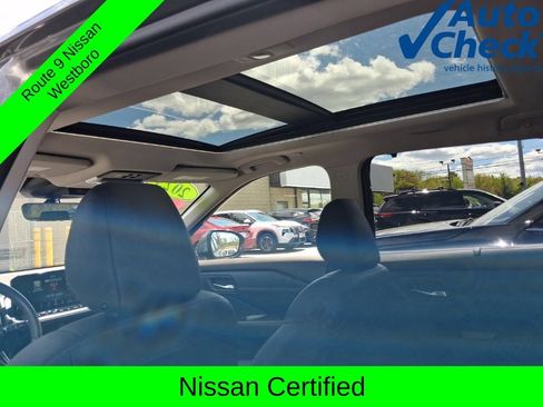Certified 2023 Nissan Rogue SL w/ SL Premium Package AWD/4WD image 17