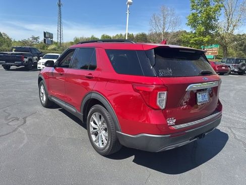Used 2020 Ford Explorer XLT w/ Equipment Group 202A image 7