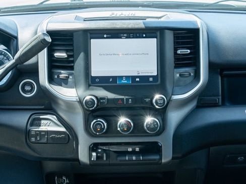 Certified 2024 RAM 2500 Big Horn AWD/4WD image 34