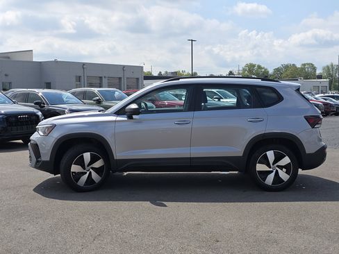 New 2025 Volkswagen Taos S image 31