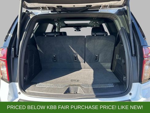 Used 2024 Chevrolet Tahoe Z71 w/ Luxury Package AWD/4WD image 14