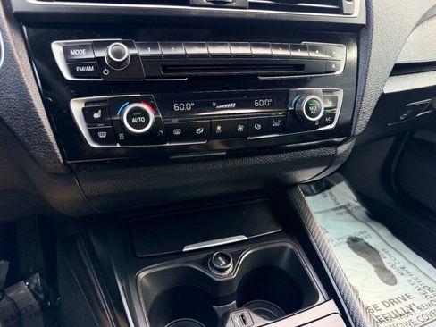 Used 2017 BMW M2 RWD image 33