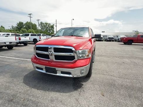 Used 2023 RAM 1500 Tradesman w/ Tradesman SXT Package AWD/4WD image 3