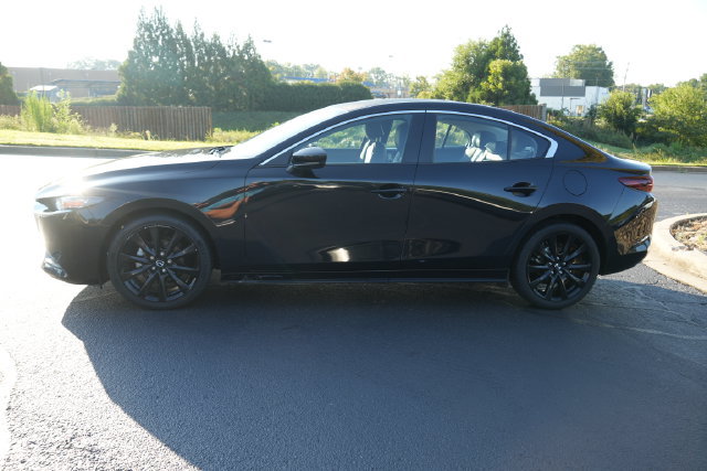 Used 2024 MAZDA MAZDA3 s FWD image 4