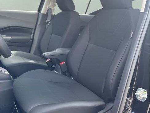 Certified 2025 Nissan Kicks Play S FWD image 18