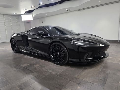 Used 2023 McLaren GT RWD image 25