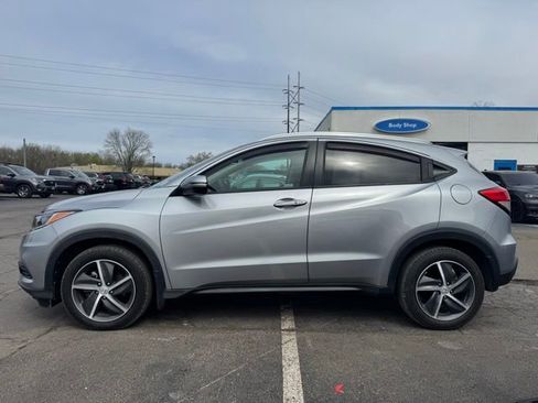 Used 2022 Honda HR-V EX image 5