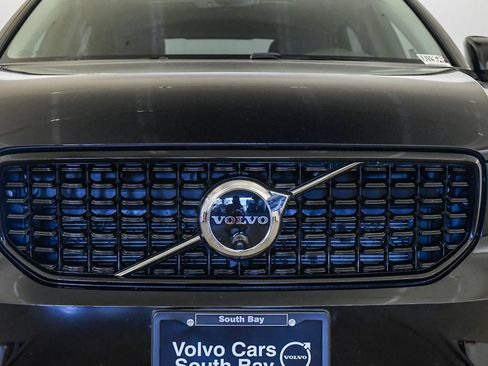 Used 2026 Volvo XC40 B5 Plus AWD/4WD image 7
