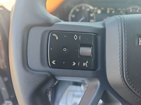 Used 2023 Land Rover Defender 130 X AWD/4WD image 37