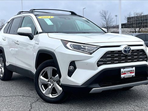 Used 2021 Toyota RAV4 Limited image 2