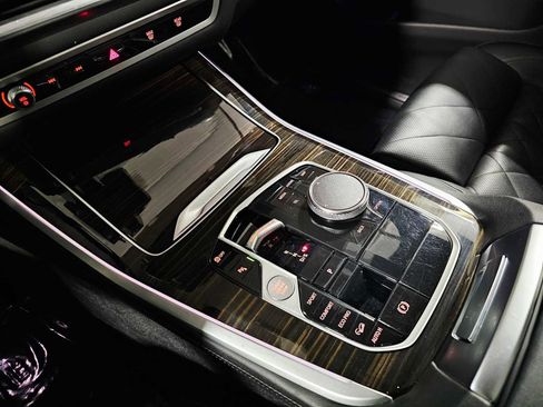 Used 2024 BMW X5 xDrive40i image 16