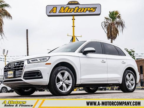 Used 2019 Audi Q5 Prestige w/ Prestige Package AWD/4WD image 1