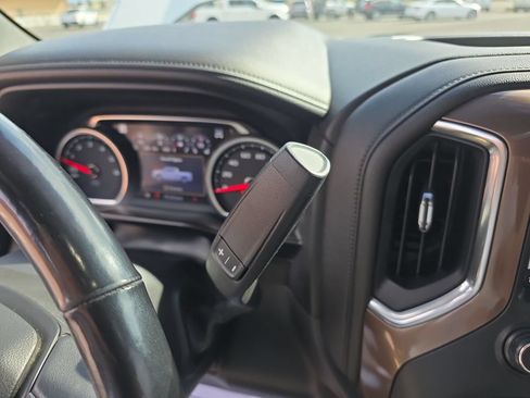 Used 2019 Chevrolet Silverado 1500 High Country w/ Technology Package AWD/4WD image 23