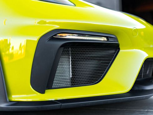 Used 2023 Porsche 718 Cayman GT4 RS image 34