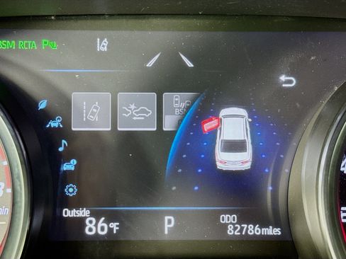 Used 2018 Toyota Camry XSE image 15