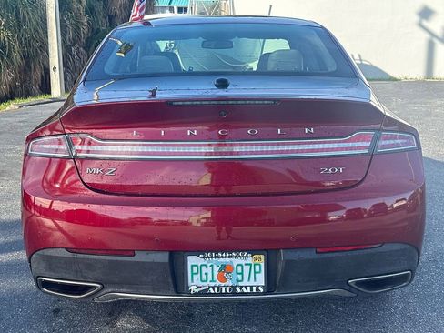 Used 2019 Lincoln MKZ Premiere image 4