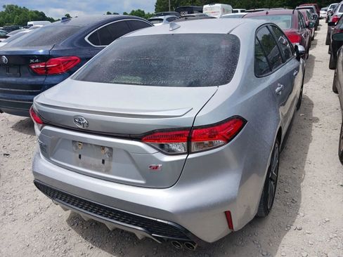 Used 2020 Toyota Corolla SE FWD image 2