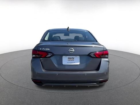 Used 2025 Nissan Versa SV FWD image 12