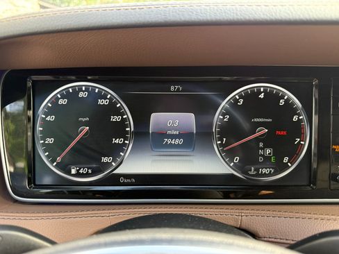 Used 2017 Mercedes-Benz S 550 Sedan image 30