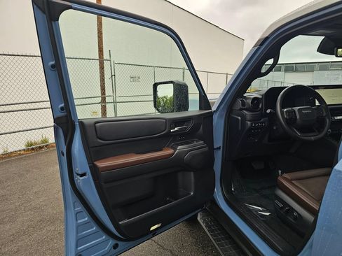 Used 2025 Toyota Land Cruiser w/ Premium Package AWD/4WD image 17
