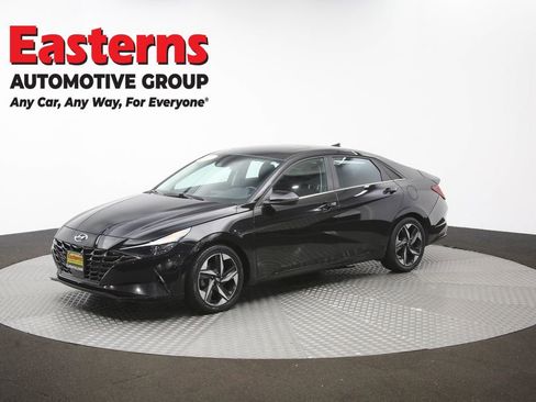 Used 2021 Hyundai Elantra SEL w/ Convenience + Premium Package FWD image 58