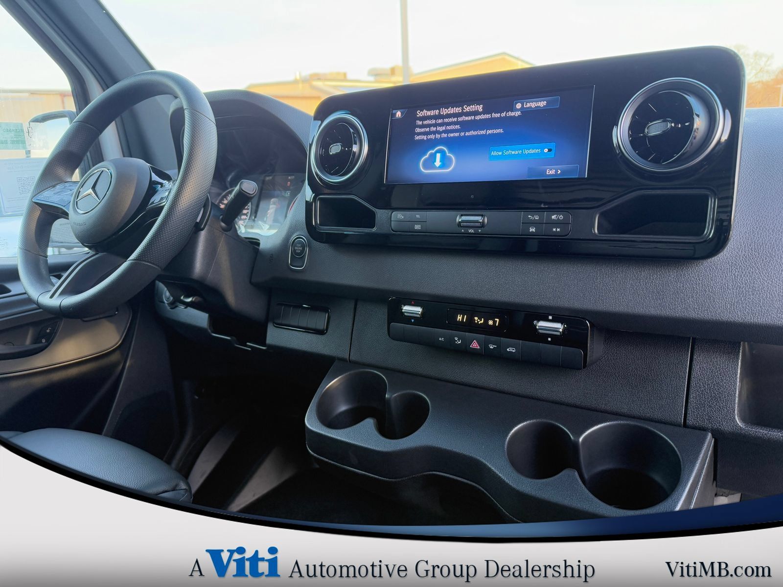 Used 2026 Mercedes-Benz Sprinter 2500 image 2