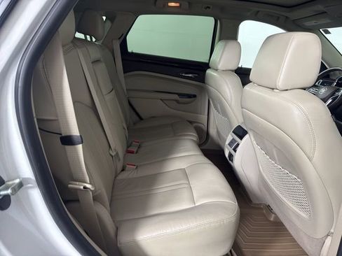 Used 2015 Cadillac SRX Luxury w/ Driver Awareness Package image 20