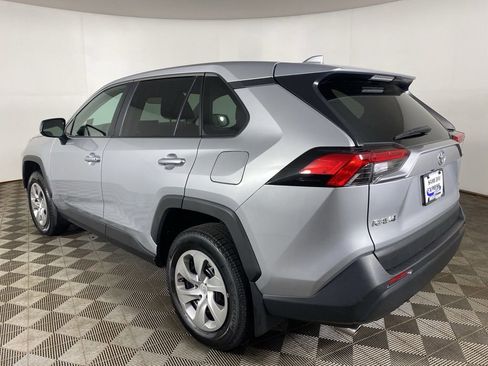 Used 2023 Toyota RAV4 LE AWD/4WD image 21