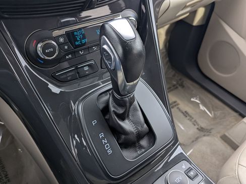 Used 2014 Ford Escape Titanium w/ Equipment Group 401A image 16