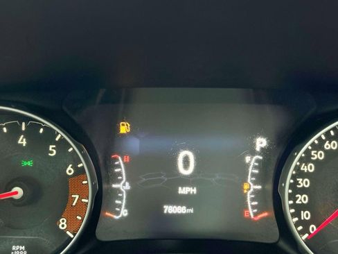 Used 2017 Jeep Compass Limited w/ Navigation Group image 17