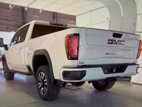 Used 2023 GMC Sierra 2500 AT4 w/ Gooseneck/5TH Wheel Package AWD/4WD image 4