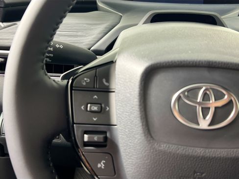 New 2026 Toyota C-HR AWD/4WD image 18