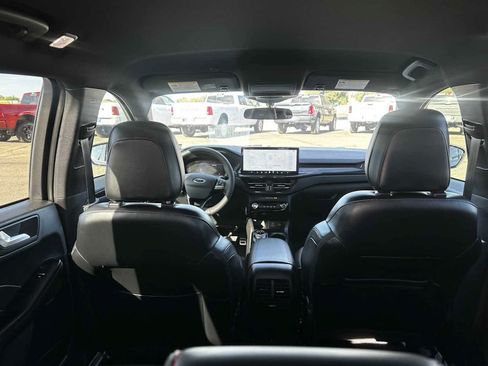 Used 2023 Ford Escape ST-Line w/ Tech Pack #1 FWD image 12
